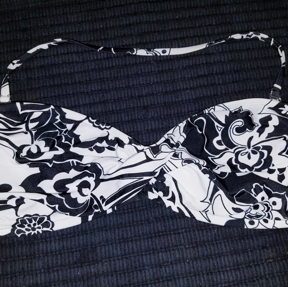 Bikini top